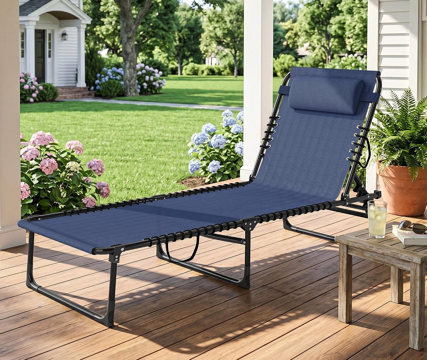 Outdoor 4-Position Folding Chaise Lounge Chair